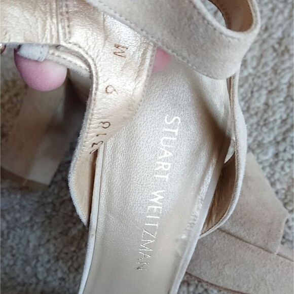 Stuart Weitzman Open Scalloped Taupe Sued Platform Sandal size 8.5M - Picture 6 of 12